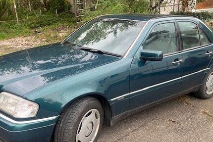 Mercedes-Benz C 280 198.000 km 7.200 &euro; Winterbach 73650