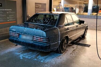 Mercedes-Benz 190 214.416 km 2.500 &euro; Süßen 73079