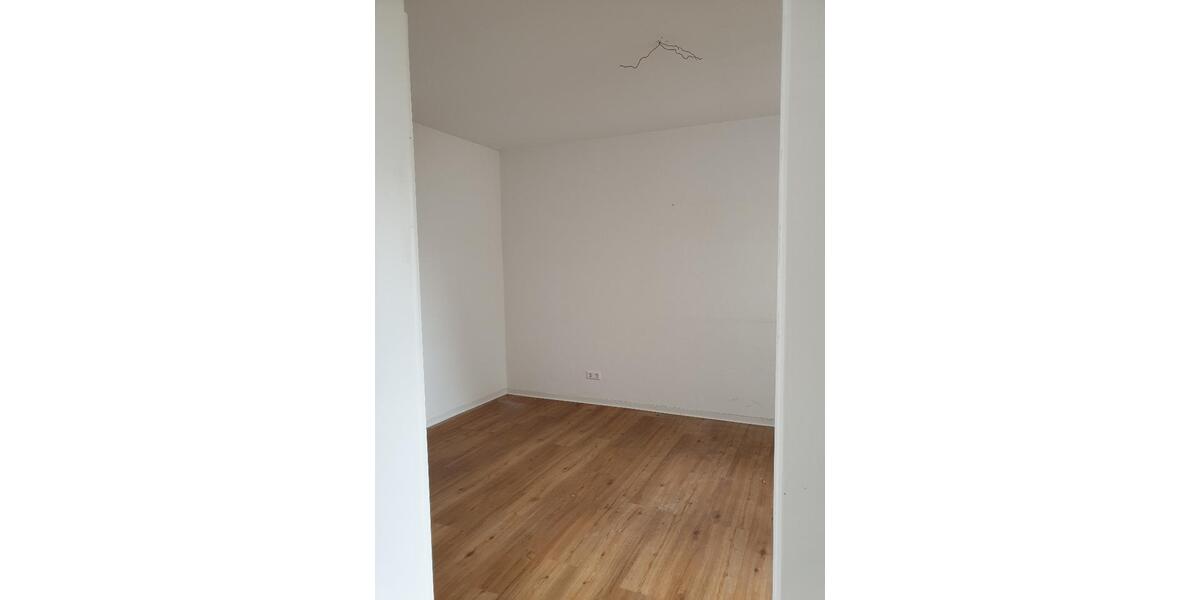 Etagenwohnung Esslingen am Neckar Hegensberg - 2 Zimmer, 50 m&sup2;, 560&euro; | Angebot:26442267