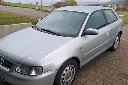 Audi A3 83.000 km 2.699 &euro; Essingen 73457