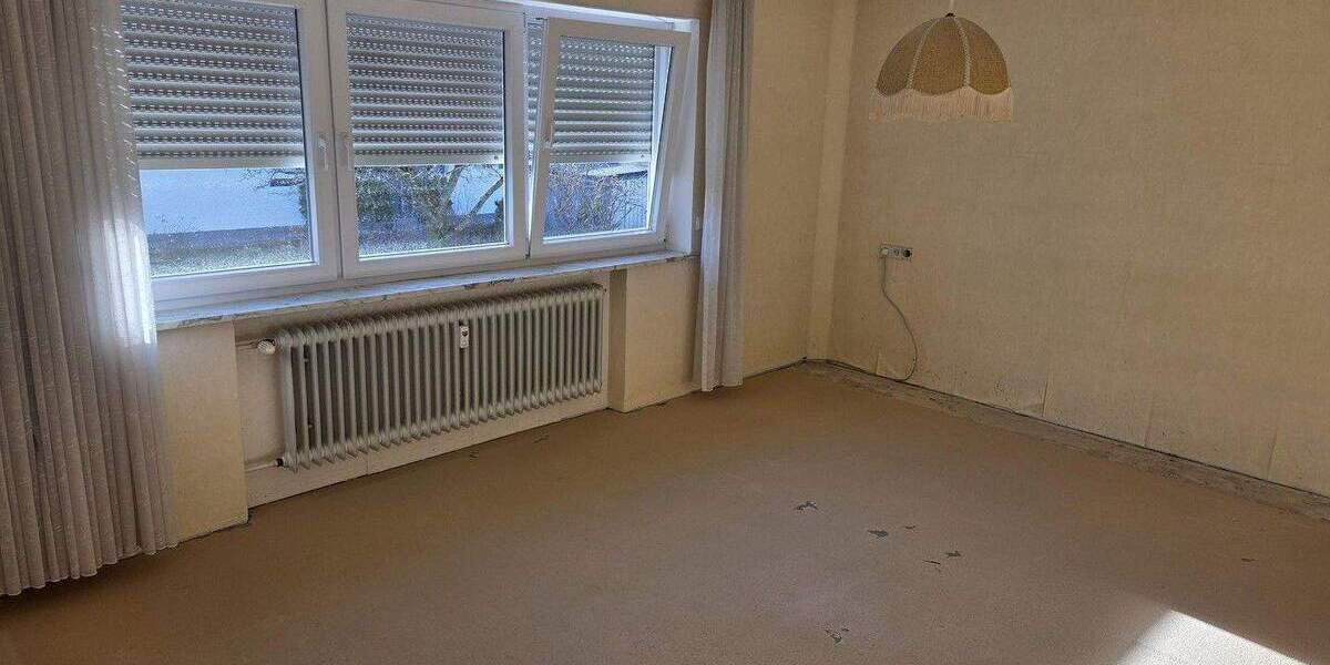 Mehrfamilienhaus, Wohnhaus Böbingen - 6 Zimmer, 209 m&sup2;, 659.000&euro; | Angebot:25853975