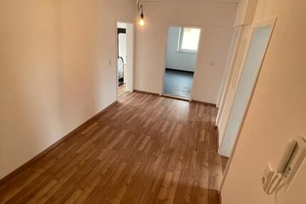 Wohnung Gingen an der Fils - 3 Zimmer, 80 m&sup2;, 950&euro; | Angebot:26019850