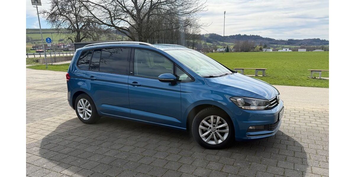 VW Touran 128.900 km 16.499 &euro; Donzdorf 73072