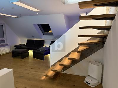LUXURIÖSES SMART-HOME MIT PREMIUM AUSSTATTUNG - Maisonettenwohnung Winterbach | Angebot:27098015