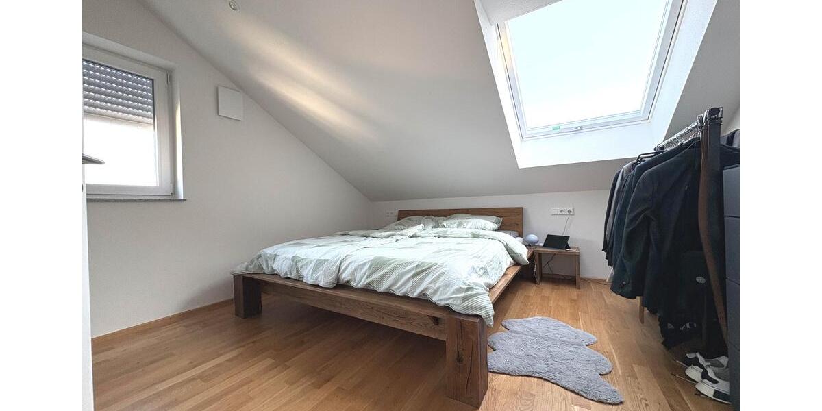 Dachgeschoßwohnung Salach - 2.5 Zimmer, 66 m&sup2;, 920&euro; | Angebot:25961007