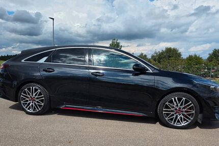 Kia pro ceed / ProCeed 57.000 km 23.900 &euro; Alfdorf 73553