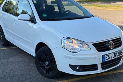 VW Polo 128.000 km 2.950 &euro; Nürtingen 72622