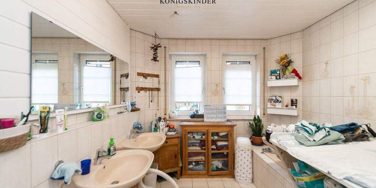 Mehrfamilienhaus, Wohnhaus Deggingen - 8 Zimmer, 260 m&sup2;, 849.000&euro; | Angebot:25733936