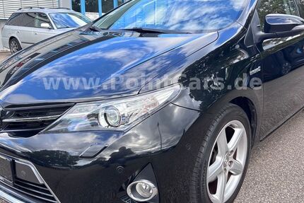 Toyota Auris 99.000 km 12.900 &euro; Essingen 73457