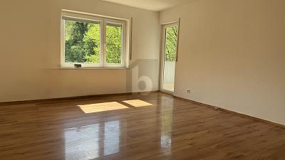 RUHIG GELEGEN, DIREKT AM WALD - Etagenwohnung Bad Urach | Angebot:26990137