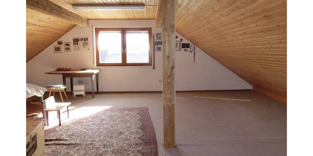 Mehrfamilienhaus, Wohnhaus Gingen an der Fils - 8 Zimmer, 204 m&sup2;, 569.000&euro; | Angebot:25781232