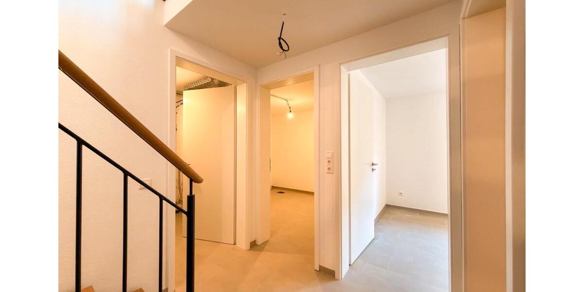 Reihenhaus Nürtingen - 4.5 Zimmer, 152 m&sup2;, 3.060&euro; | Angebot:27620282