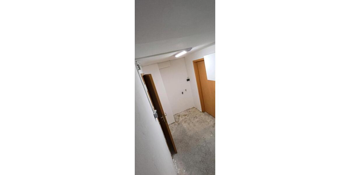 Etagenwohnung Esslingen am Neckar Pliensauvorstadt - 1 Zimmer, 28 m&sup2;, 510&euro; | Angebot:25931298