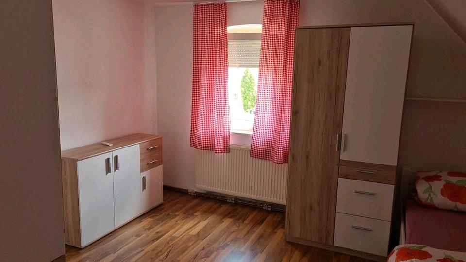 Etagenwohnung Uhingen - 1 Zimmer, 25 m&sup2;, 600&euro; | Angebot:27578306