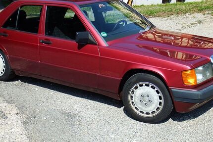 Mercedes-Benz 190 268.500 km 4.400 &euro; Schwäbisch Gmünd 73525
