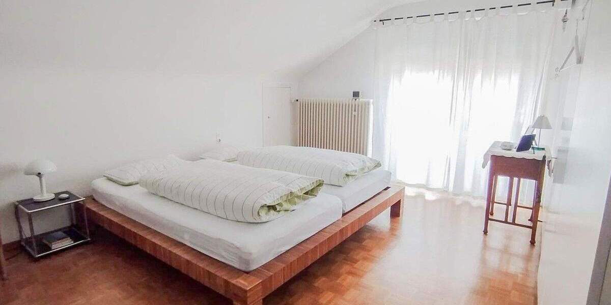 Einfamilienhaus Kirchheim unter Teck Kirchheim - 8 Zimmer, 259 m&sup2;, 1.100.000&euro; | Angebot:25751224