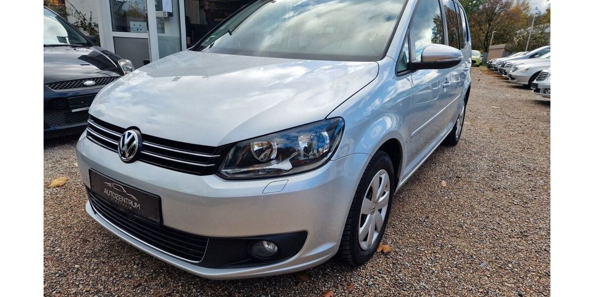 VW Touran 158.884 km 7.690 &euro; Kirchheim unter Teck 73230