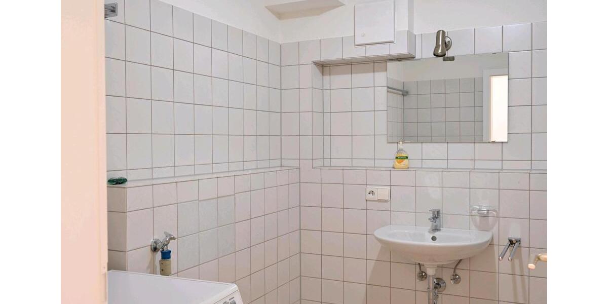 Etagenwohnung Bad Urach - 2 Zimmer, 69 m&sup2;, 195.000&euro; | Angebot:25397753
