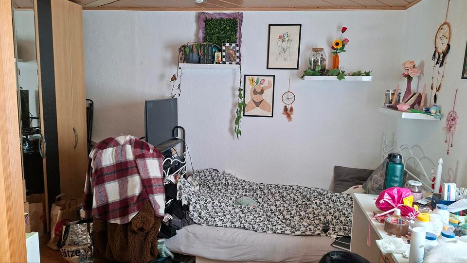 Etagenwohnung Schwäbisch Gmünd Bargau - 1 Zimmer, 10 m&sup2;, 300&euro; | Angebot:25305335