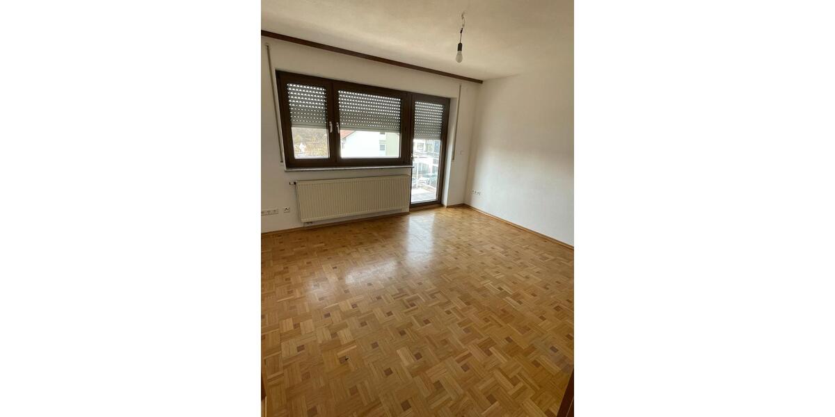 Etagenwohnung Lonsee - 3 Zimmer, 73 m&sup2;, 840&euro; | Angebot:25965658