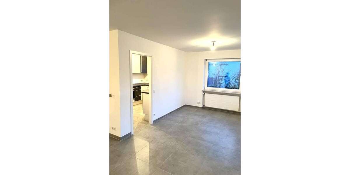 Etagenwohnung Kirchheim unter Teck - 3.5 Zimmer, 94 m&sup2;, 1.100&euro; | Angebot:26071261