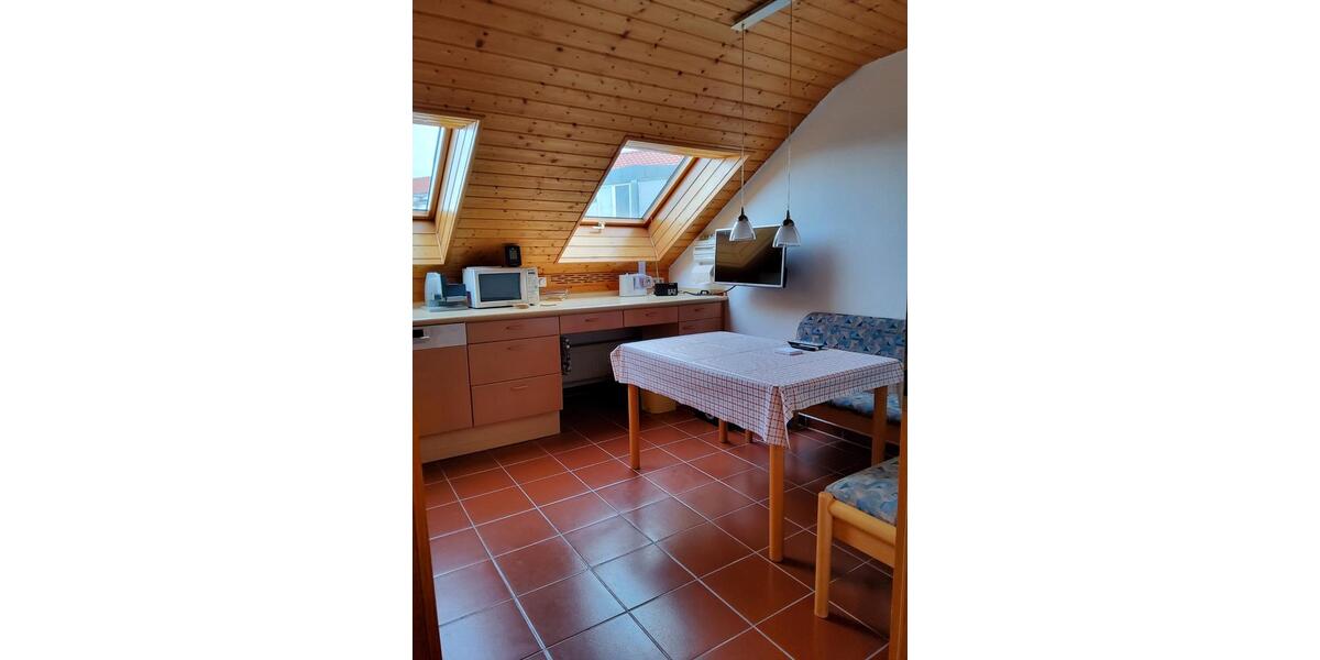 Dachgeschoßwohnung Bad Boll - 3 Zimmer, 76 m&sup2;, 299.000&euro; | Angebot:26972559