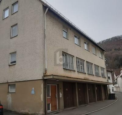 IDEALE KOMBINATION AUS ARBEIT & LEBEN - Wohn- & Geschäftshaus Bad Urach | Angebot:25893279
