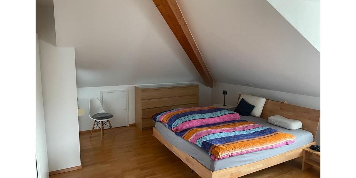 Dachgeschoßwohnung Donzdorf - 4.5 Zimmer, 125 m&sup2;, 1.350&euro; | Angebot:25415767