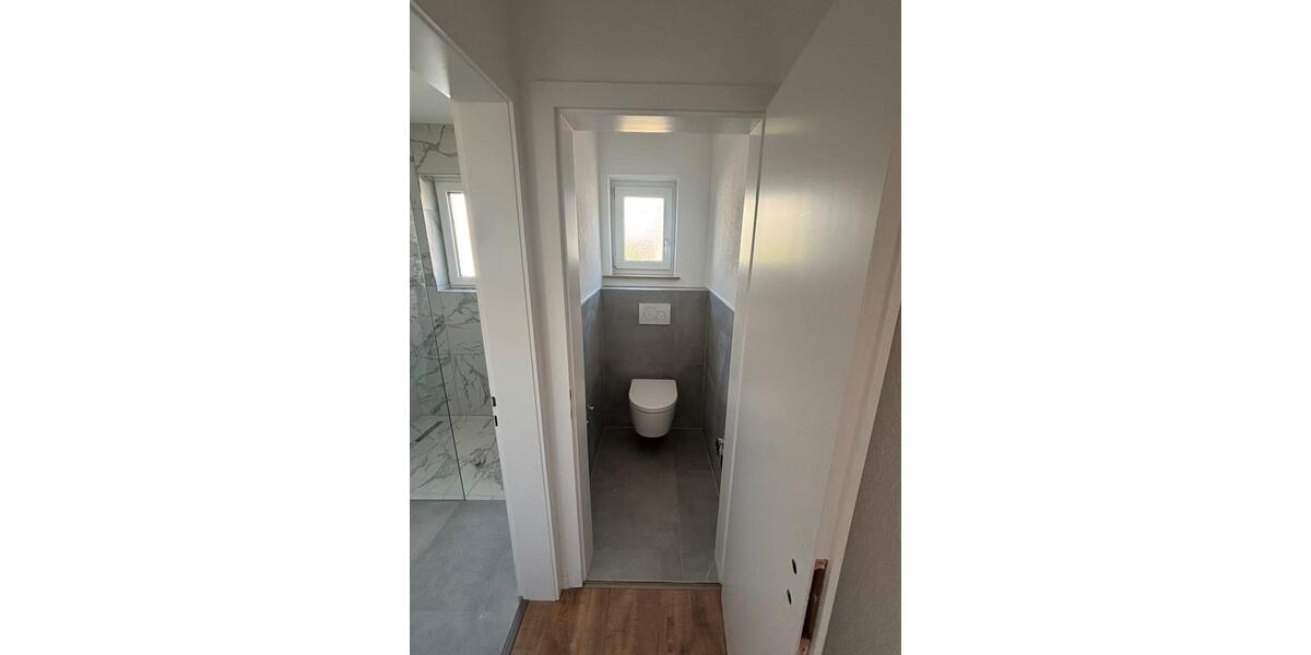 Etagenwohnung Wäschenbeuren - 4 Zimmer, 90 m&sup2;, 990&euro; | Angebot:25332661