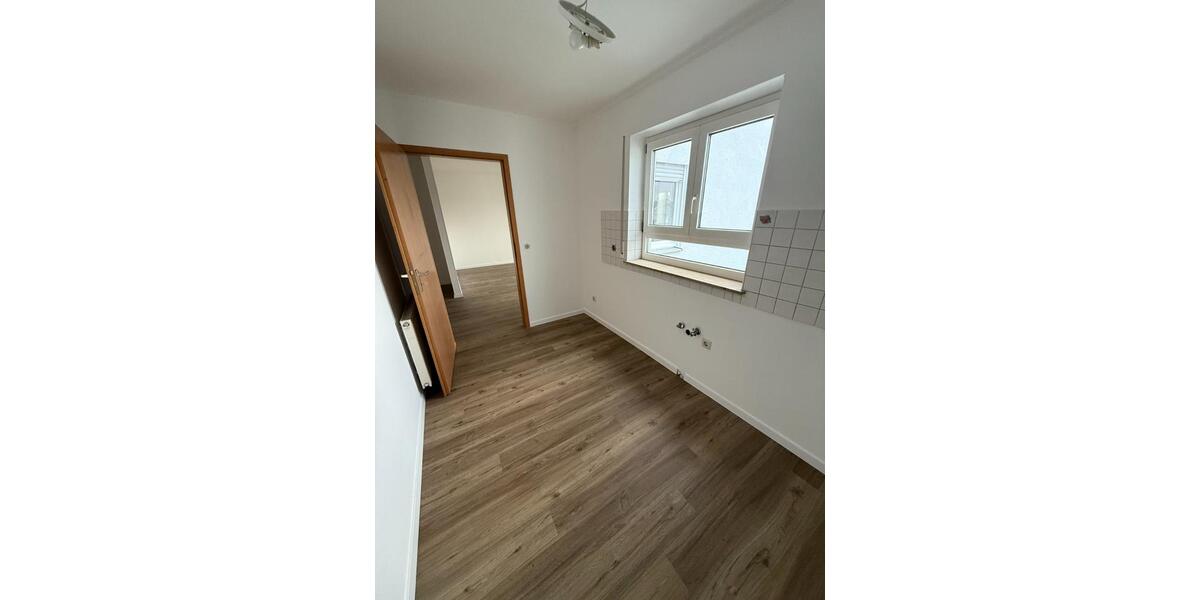 Etagenwohnung Eislingen (Fils) - 3.5 Zimmer, 81 m&sup2;, 1.050&euro; | Angebot:25100863