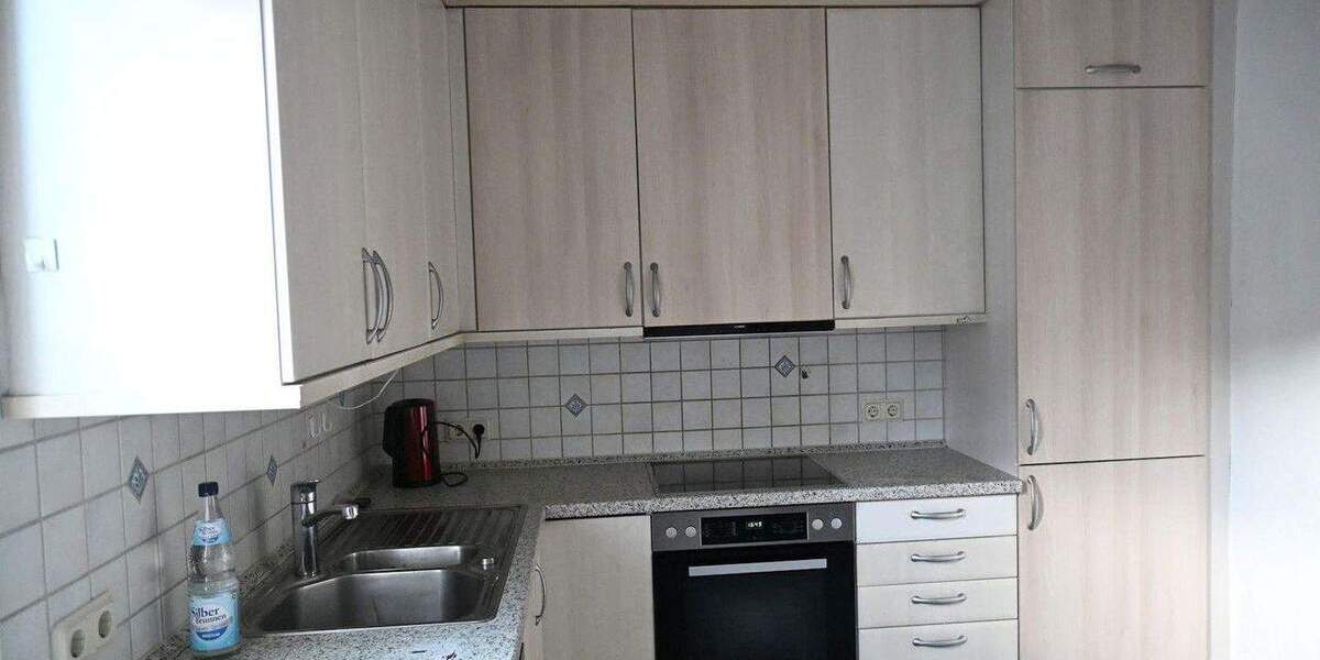 Einfamilienhaus Bad Urach - 5 Zimmer, 143 m&sup2;, 375.000&euro; | Angebot:25804260