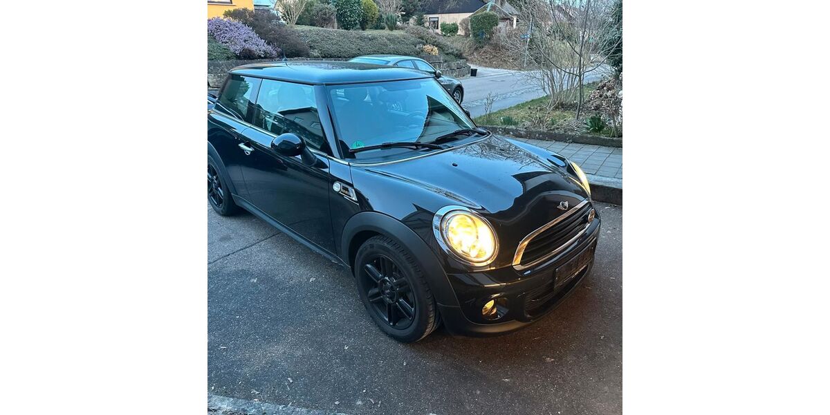 Mini ONE 50.829 km 7.700 &euro; Adelberg 73099