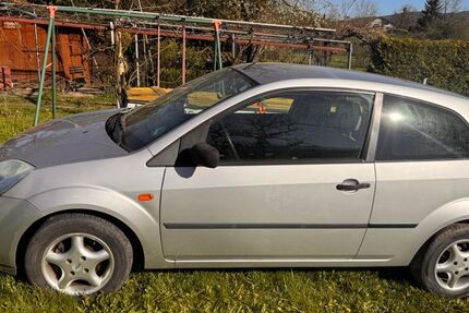 Ford Fiesta 71.000 km 2.000 &euro; Schorndorf 73614