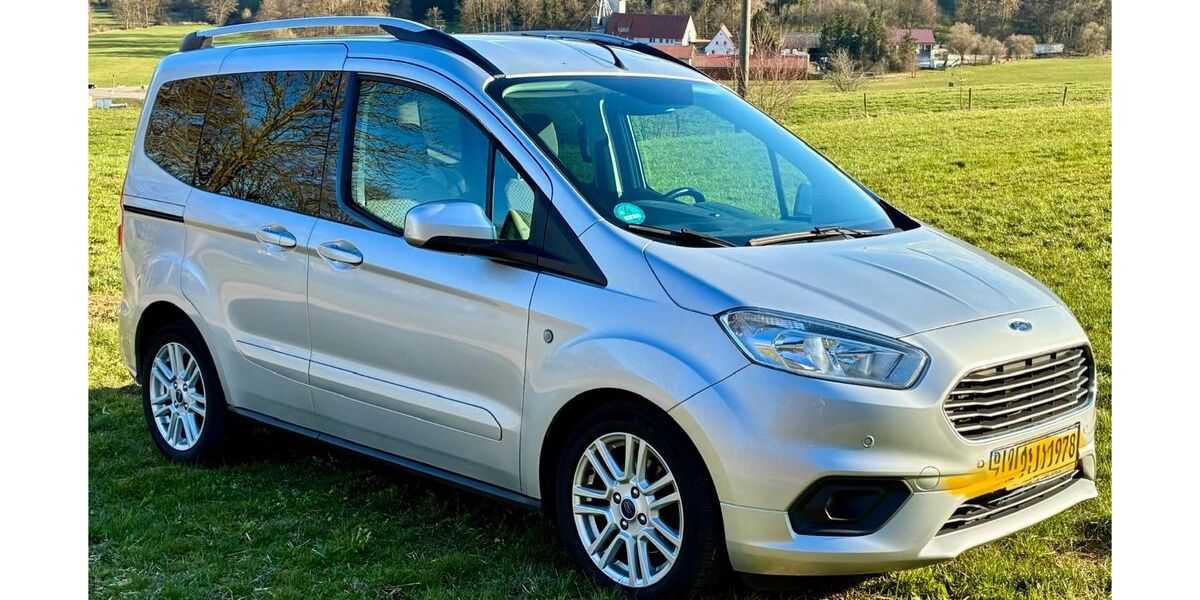 Ford Tourneo Courier 175.000 km 10.800 &euro; Schwäbisch Gmünd 73571