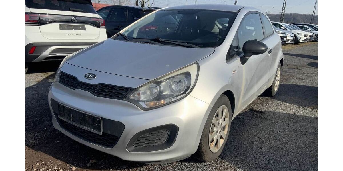 Kia Rio 207.000 km 3.390 &euro; Deggingen 73326