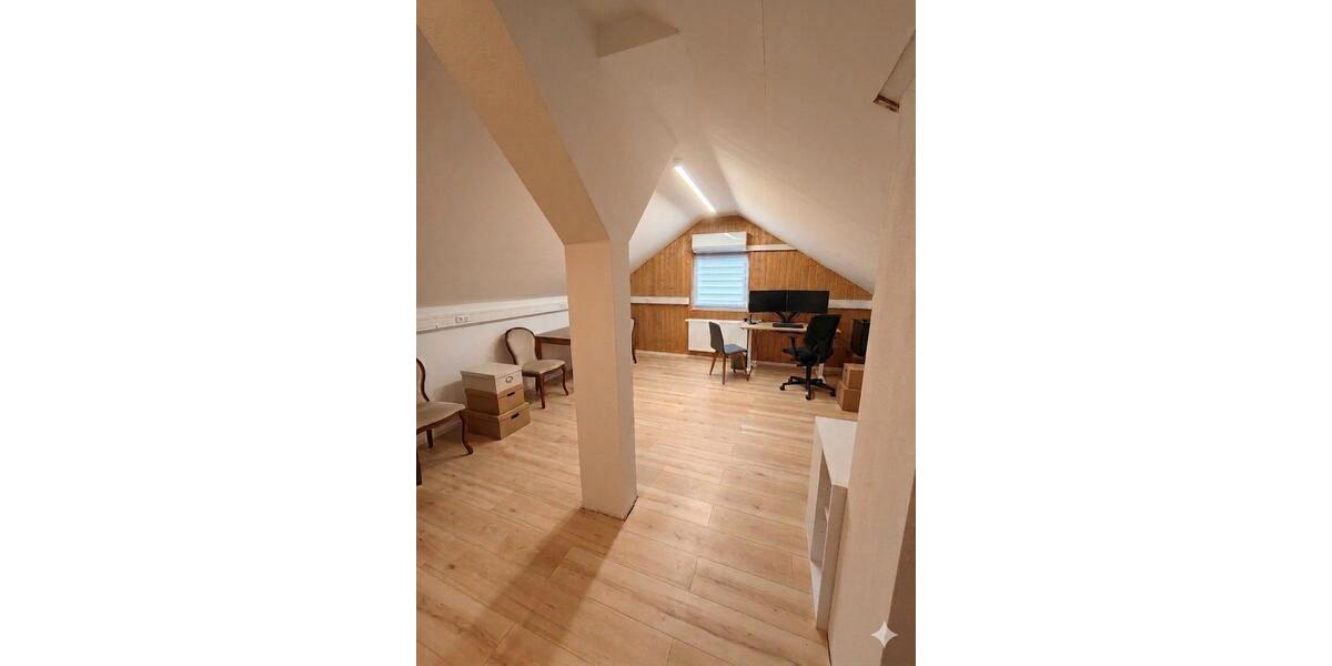 Doppelhaushälfte Gingen an der Fils - 5 Zimmer, 130 m&sup2;, 1.500&euro; | Angebot:26613712