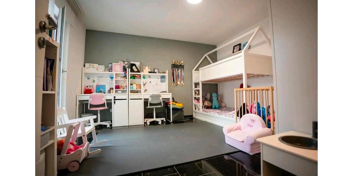 Etagenwohnung Nürtingen - 3 Zimmer, 98 m&sup2;, 330.000&euro; | Angebot:26091377