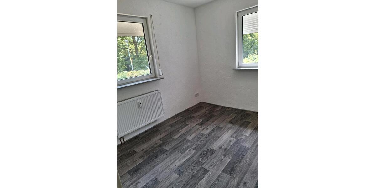 Erdgeschoßwohnung Göppingen - 4 Zimmer, 90 m&sup2;, 440.000&euro; | Angebot:27118155