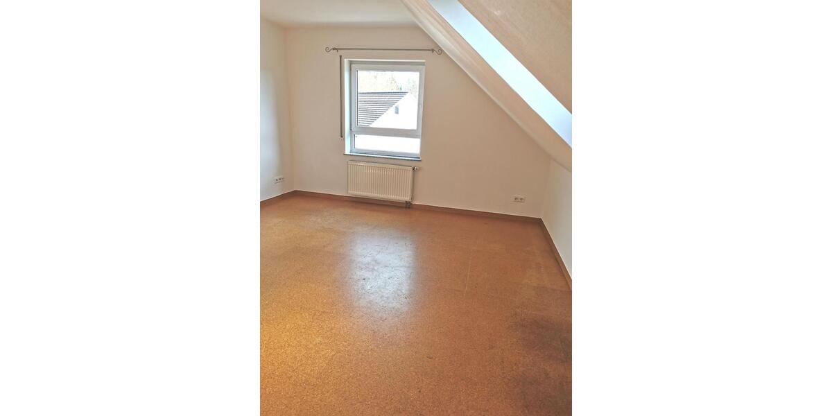 Maisonettenwohnung Göppingen Bruckwasen - 3.5 Zimmer, 80 m&sup2;, 267.000&euro; | Angebot:26022297