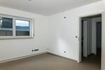 Provisionsfrei* Moderne, großzügige Doppelhaushälfte mit Einliegerwohnung, Garten, Carport, Solaranlage, Sauna & Jacuzzi, bezugsfrei - Doppelhaushälfte Uhingen | Angebot:27685704