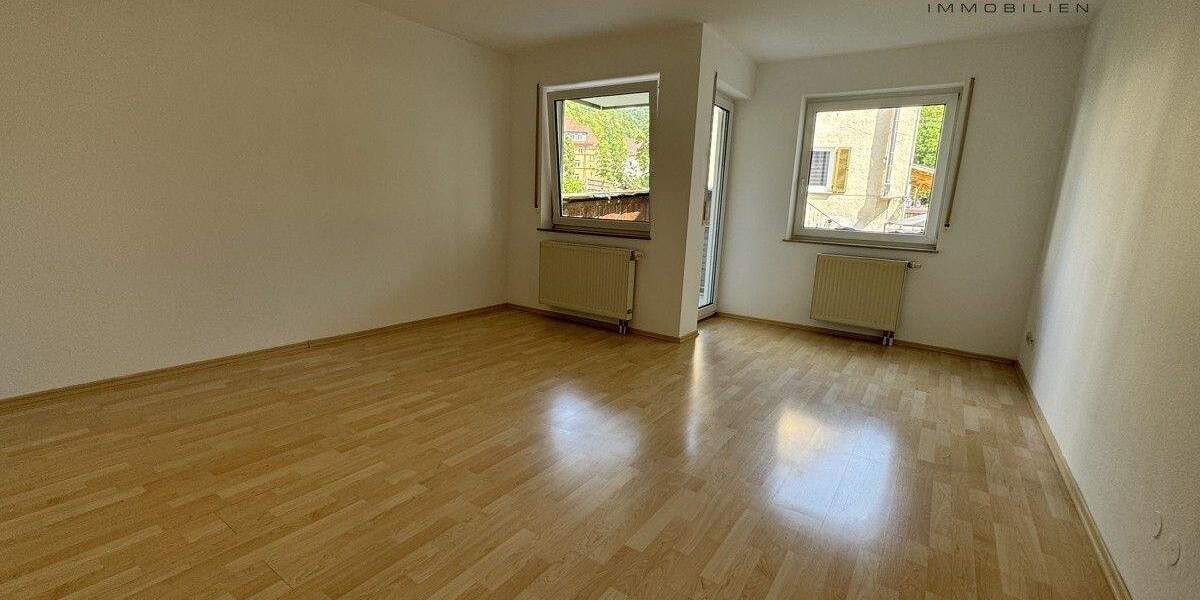 Etagenwohnung Geislingen - 4 Zimmer, 105 m&sup2;, 830&euro; | Angebot:25801278
