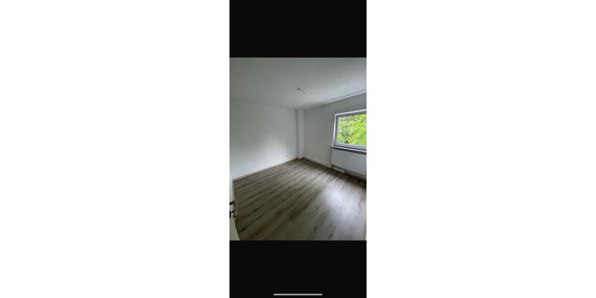 Etagenwohnung Uhingen - 3 Zimmer, 80 m&sup2;, 990&euro; | Angebot:25723245