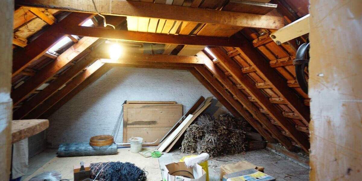 Einfamilienhaus Dettingen an der Erms - 7 Zimmer, 157 m&sup2;, 580.000&euro; | Angebot:25697065