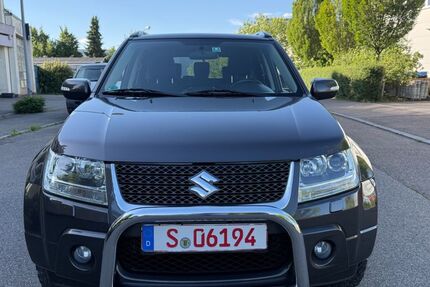 Suzuki Grand Vitara 163.000 km 7.999 &euro; Fellbach 70736