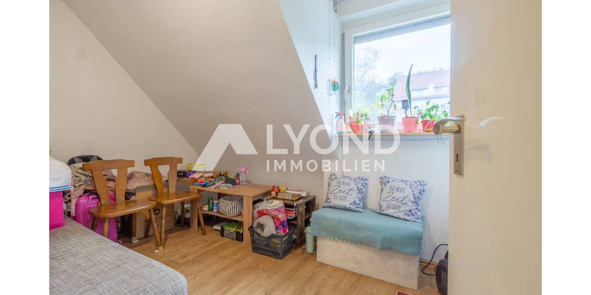 Etagenwohnung Esslingen am Neckar Krummenacker - 2 Zimmer, 37 m&sup2;, 152.000&euro; | Angebot:26583396
