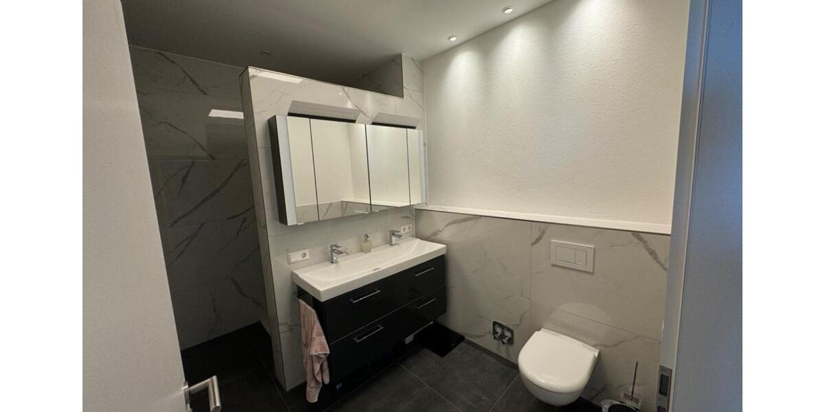 Einfamilienhaus Laichingen - 3.5 Zimmer, 99 m&sup2;, 1.400&euro; | Angebot:25477830