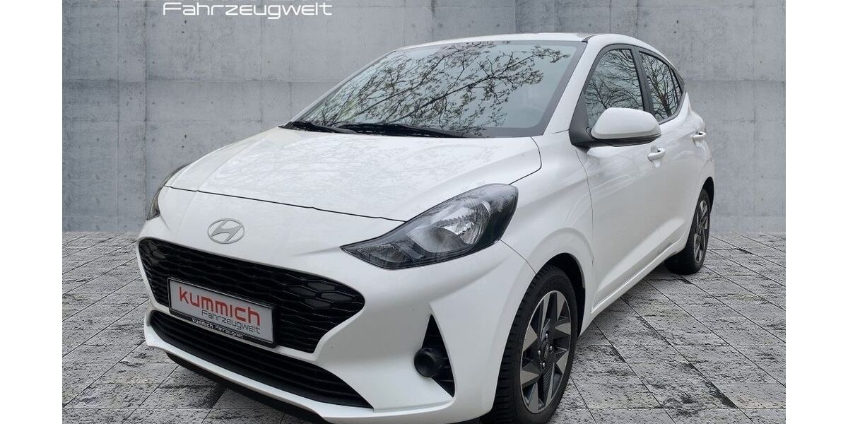 Hyundai i10 17.282 km 15.990 &euro; Essingen 73457