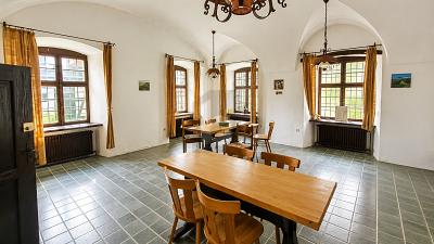 HISTORISCHER CHARME MIT ENTWICKLUNGSPOTENZIAL - Gewerbeobjekt Wiesensteig | Angebot:26566264
