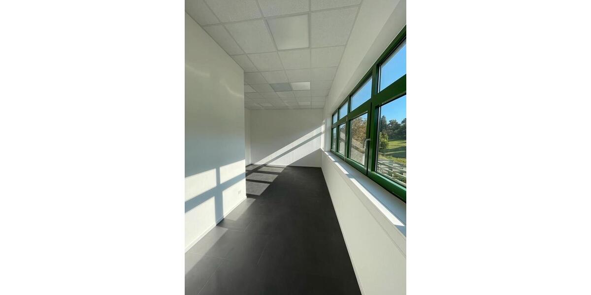 Gewerbeobjekt Göppingen Bruckwasen - 3.500&euro; | Angebot:26635211
