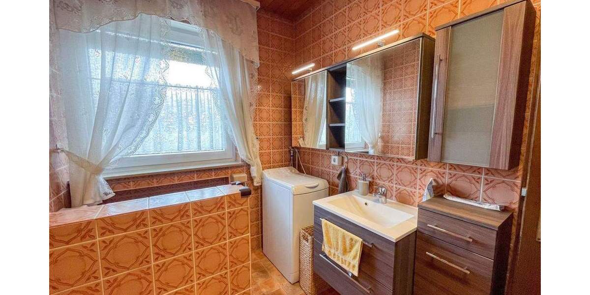 Etagenwohnung Denkendorf - 4 Zimmer, 97 m&sup2;, 368.000&euro; | Angebot:25815885